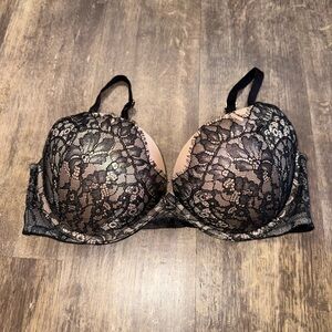 Victoria's Secret Black and Tan Lace Bra